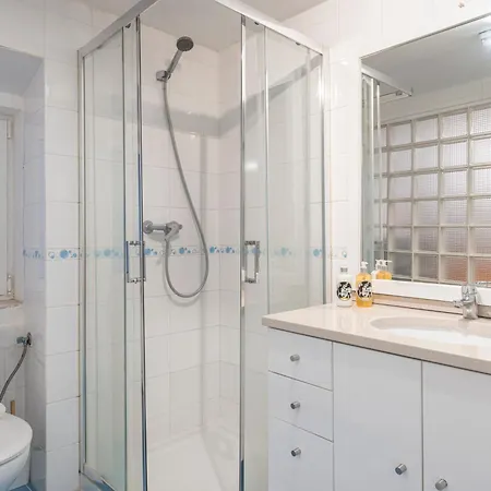 Cosy Flat In Martim Moniz - Apartament