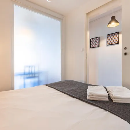 Cosy Flat In Martim Moniz -